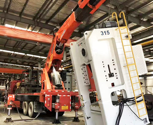 绍兴柯桥提升工作效率，选择优质折臂吊租赁服务