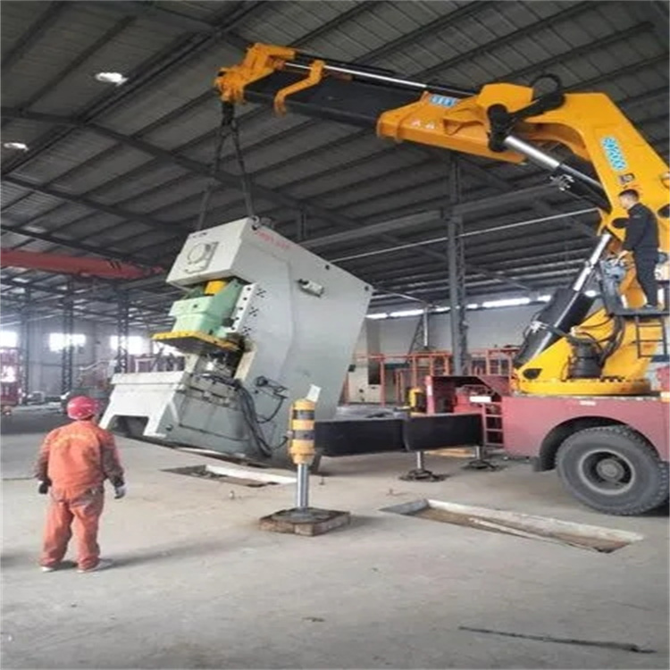 绍兴柯桥80吨折臂吊车出租附近电话