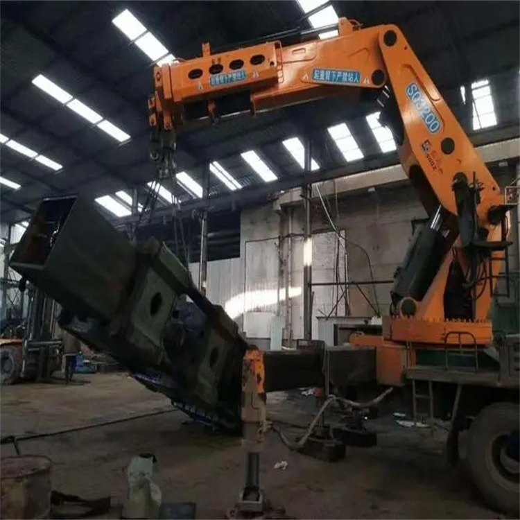 绍兴柯桥130吨折臂吊车出租吊机租赁附近电话