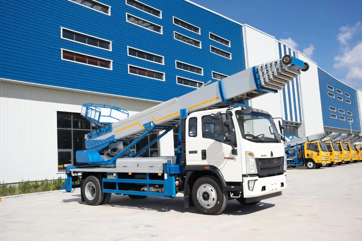 绍兴柯桥出租云梯车高空作业车 建筑垃圾搬运